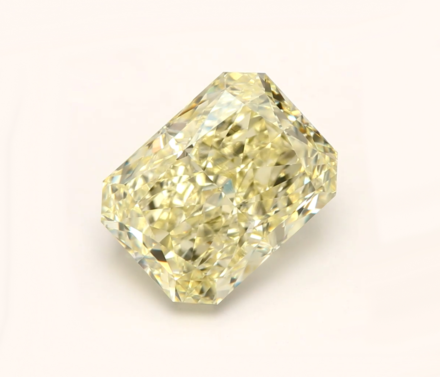 GIA-6475534995 GIA-6475534995